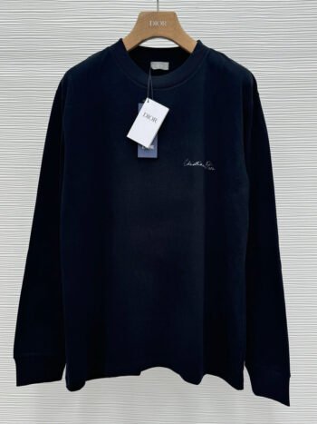 Black Sweatshirt