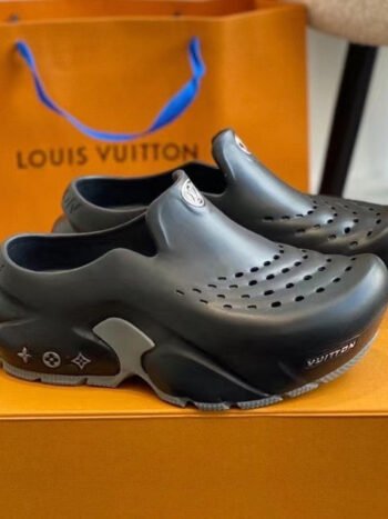 Black Shoes - Size 43