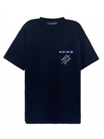 Black T-shirt