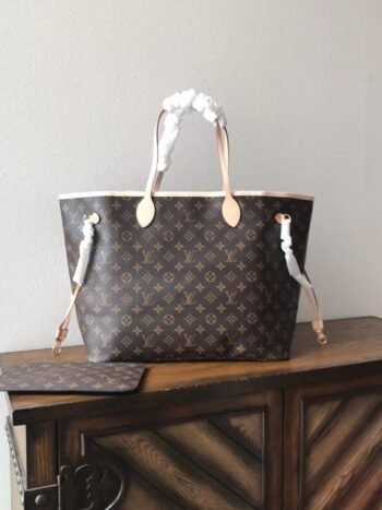 Bolso de hombro estampado marrón con interior rojo