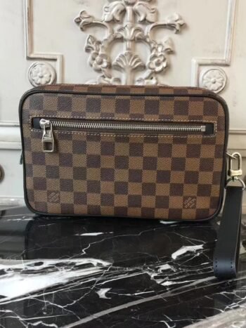Bolso de mano estampado marrón